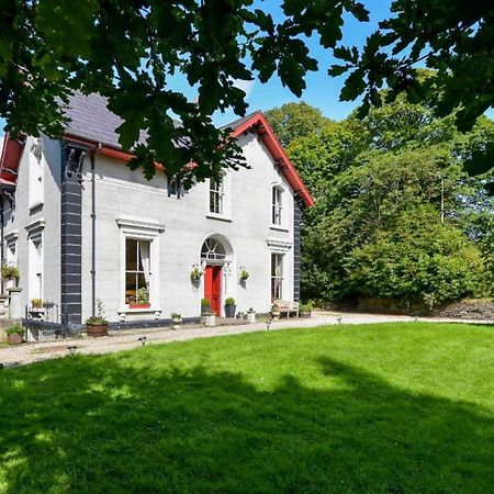 Fountain Hill House Villa Лъндъндери Екстериор снимка