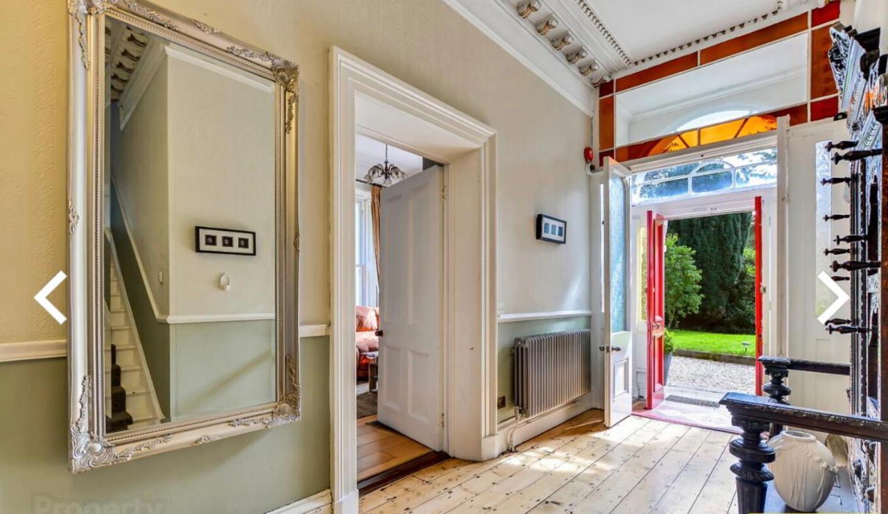 Fountain Hill House Villa Лъндъндери Екстериор снимка